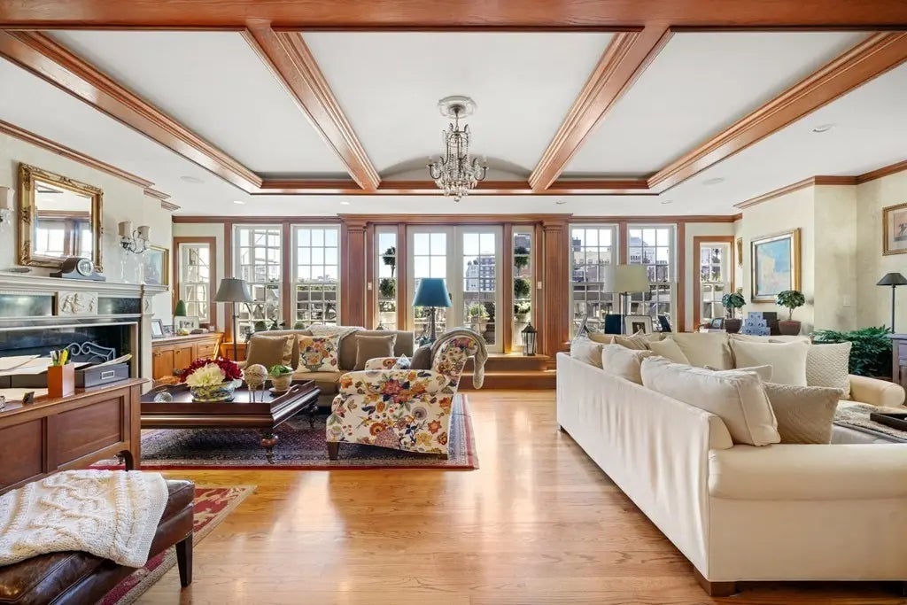 95 Beacon St #ph, Boston