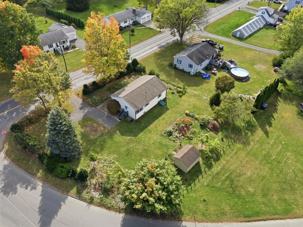 165 Ferry St, Easthampton