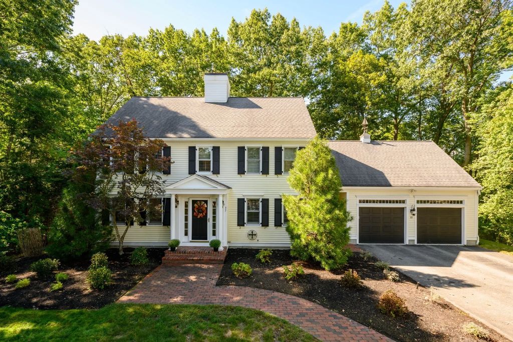 37 Ward St, Hingham