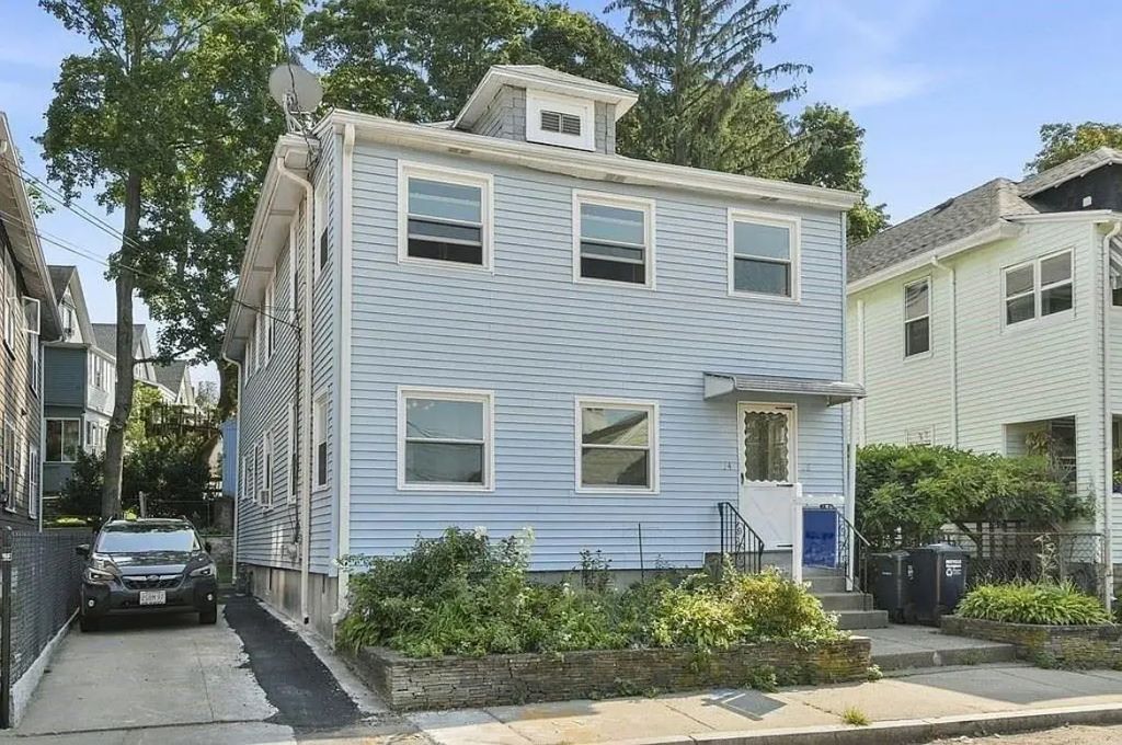 36 Thingvalla Ave #2, Cambridge