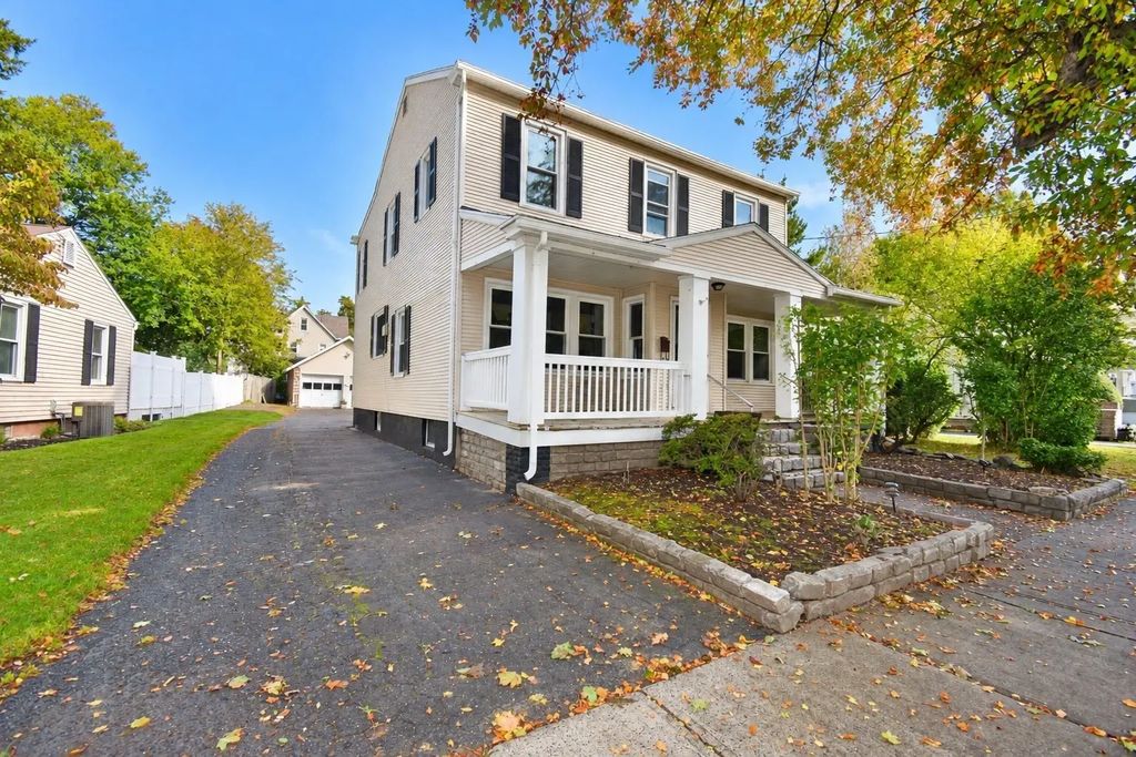 60 Worthy Ave, West Springfield