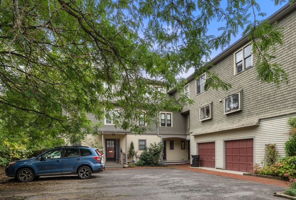 10 Eustis Street #10, Cambridge