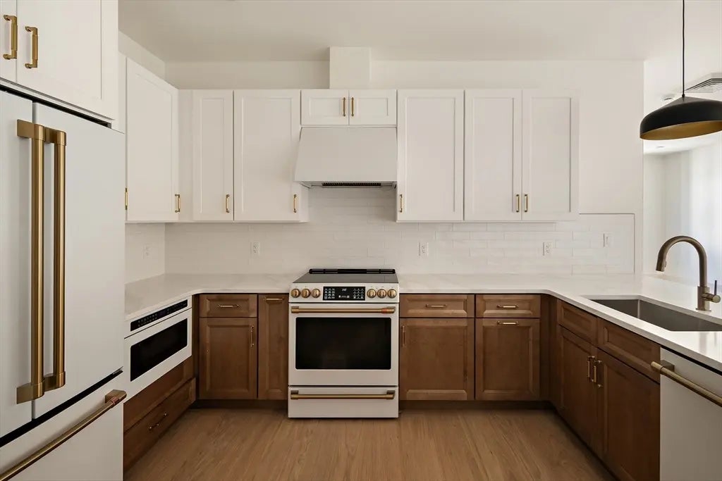 1025 Massachusetts Avenue #502, Arlington