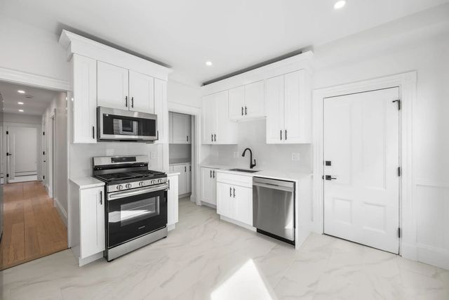 64-66 Sixth St #1, Cambridge