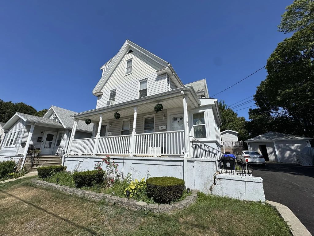 27 Gibson St #27, Malden