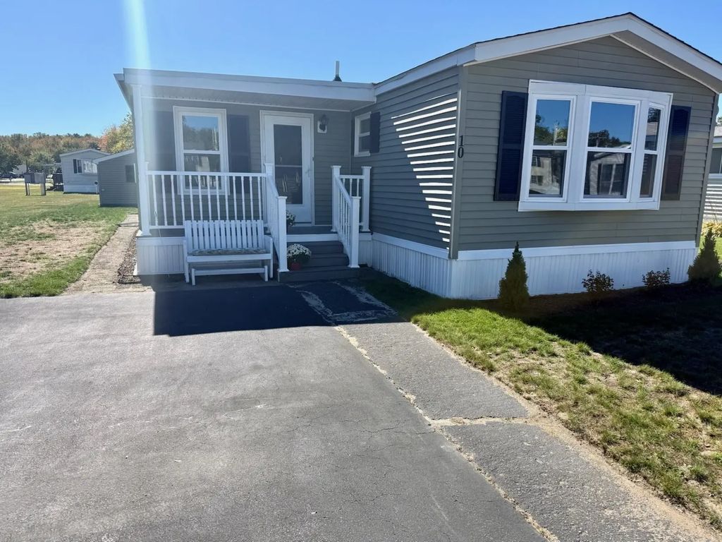 10 Melissa Drive, Attleboro