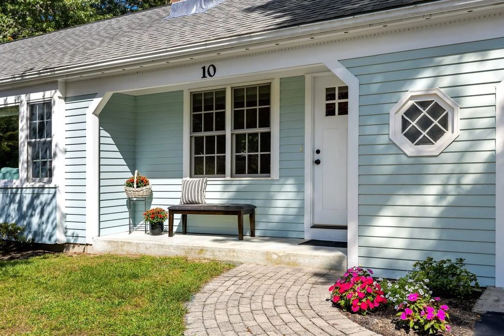 10 Templeton Place, Yarmouth