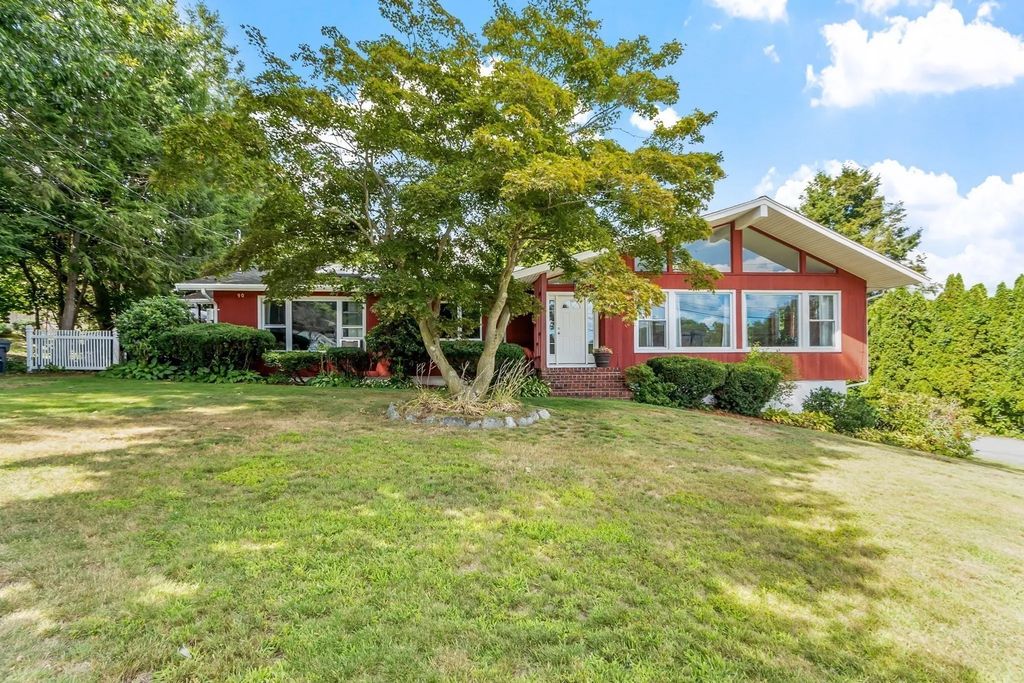90-92 East St, Methuen