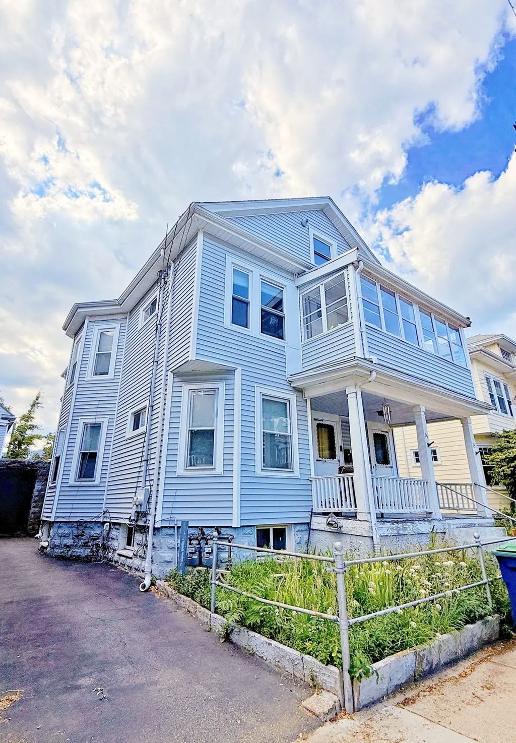 23 Parkdale St, Somerville