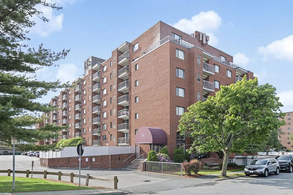 30 Revere Beach Pkwy #116, Medford