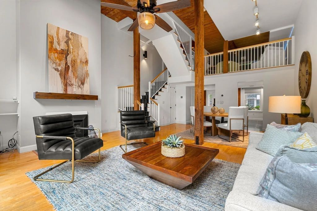 11 S Stone Mill Dr #712, Dedham