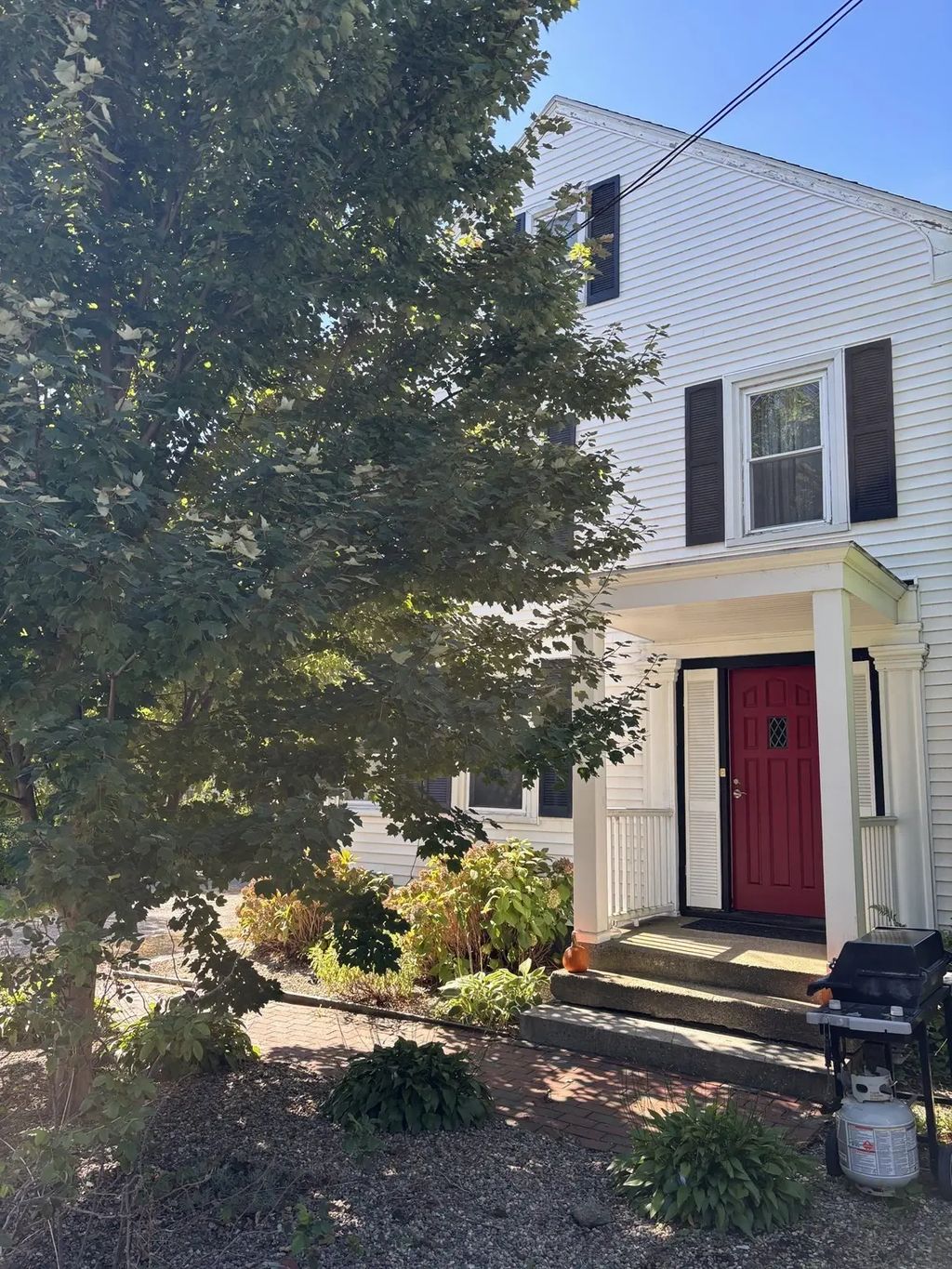 32 N Main Street, Middleton