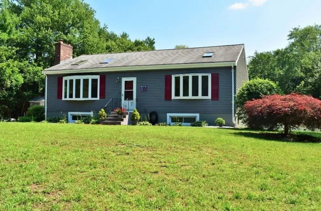 77 Pleasant St., West Bridgewater