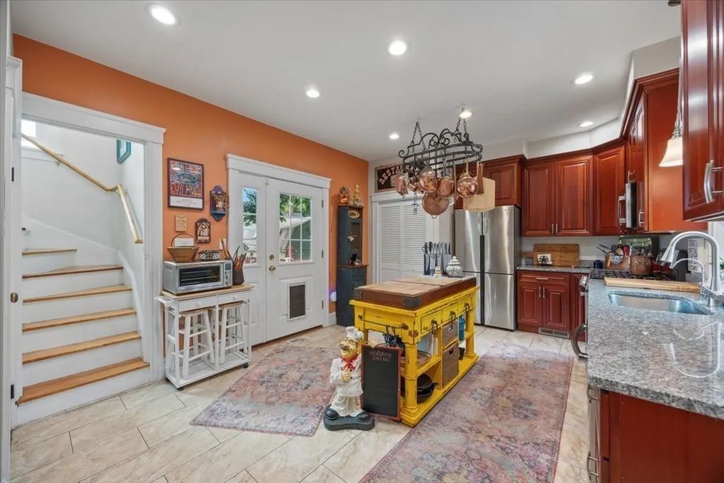 12 Minot Ave, Haverhill