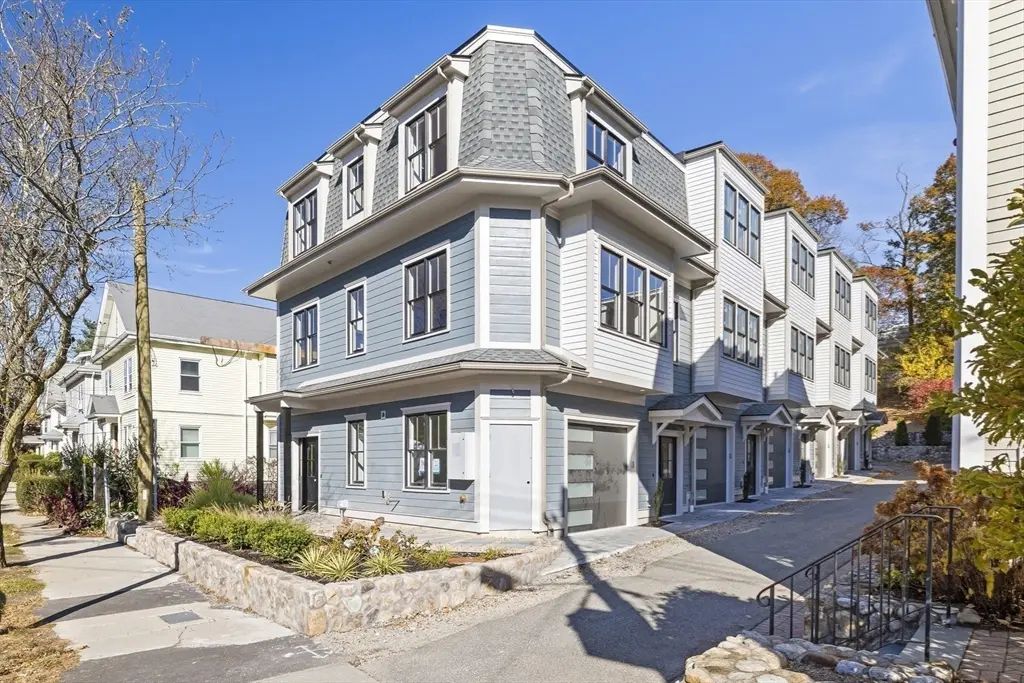 143 Tremont St #d, Boston