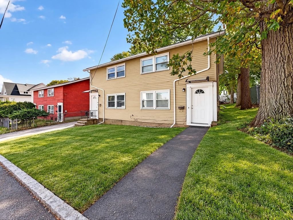 68-70 B Street, Lowell