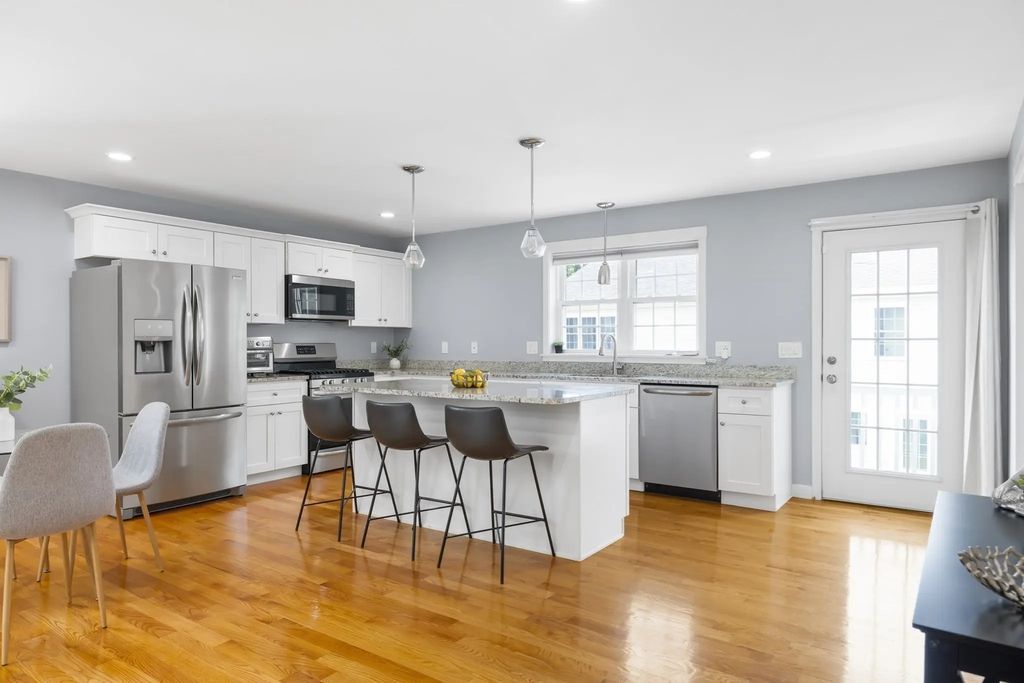 123 Ferry St #23, Grafton