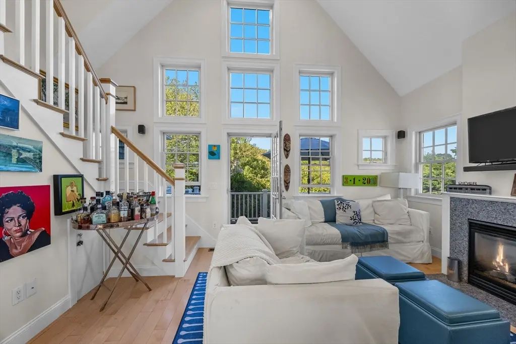 21 Bradford Street Ext #8, Provincetown
