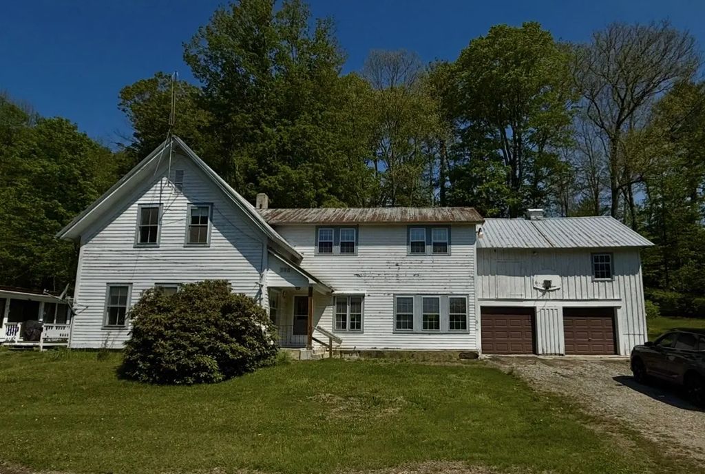 6 Snow Rd, Cummington