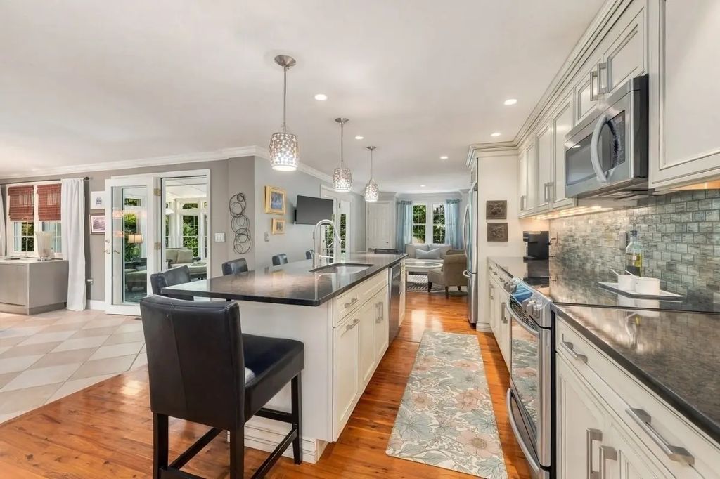 10 Reed Bent, Rockland