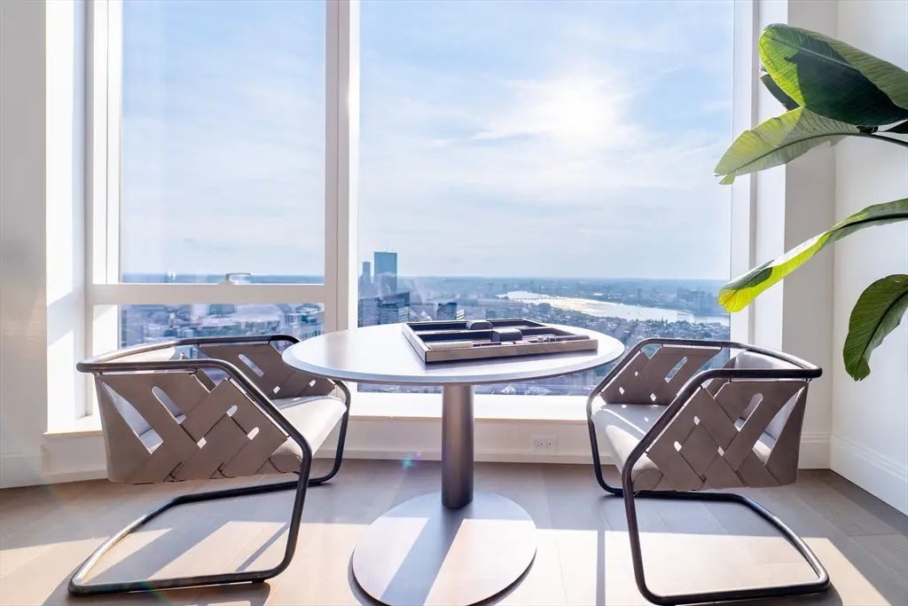 240 Devonshire Street #4504, Boston