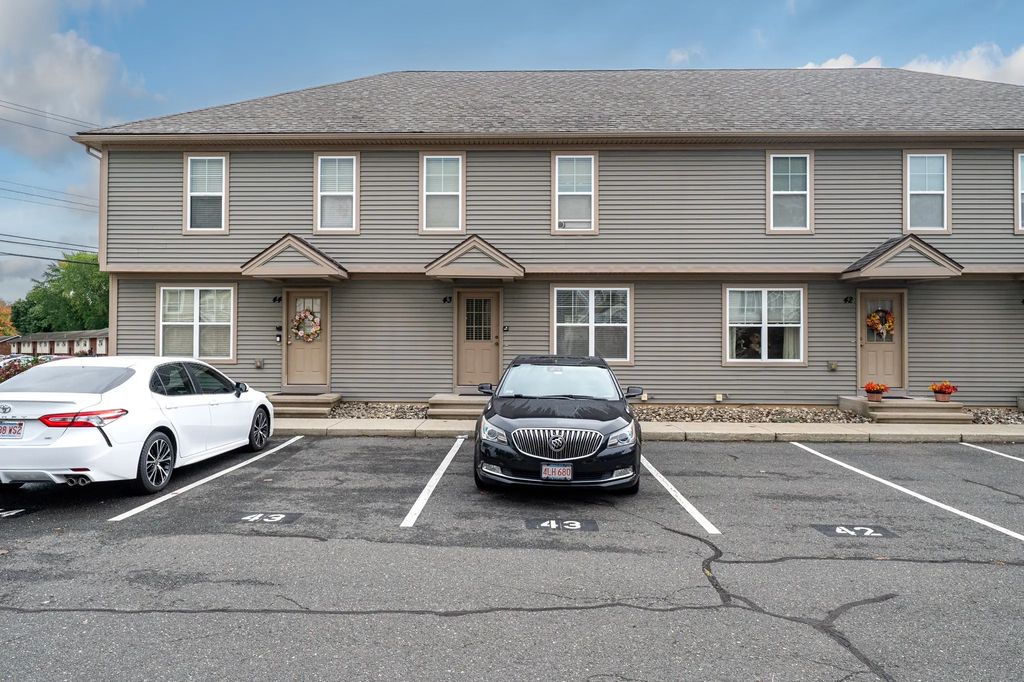 139 Union St #43, Westfield