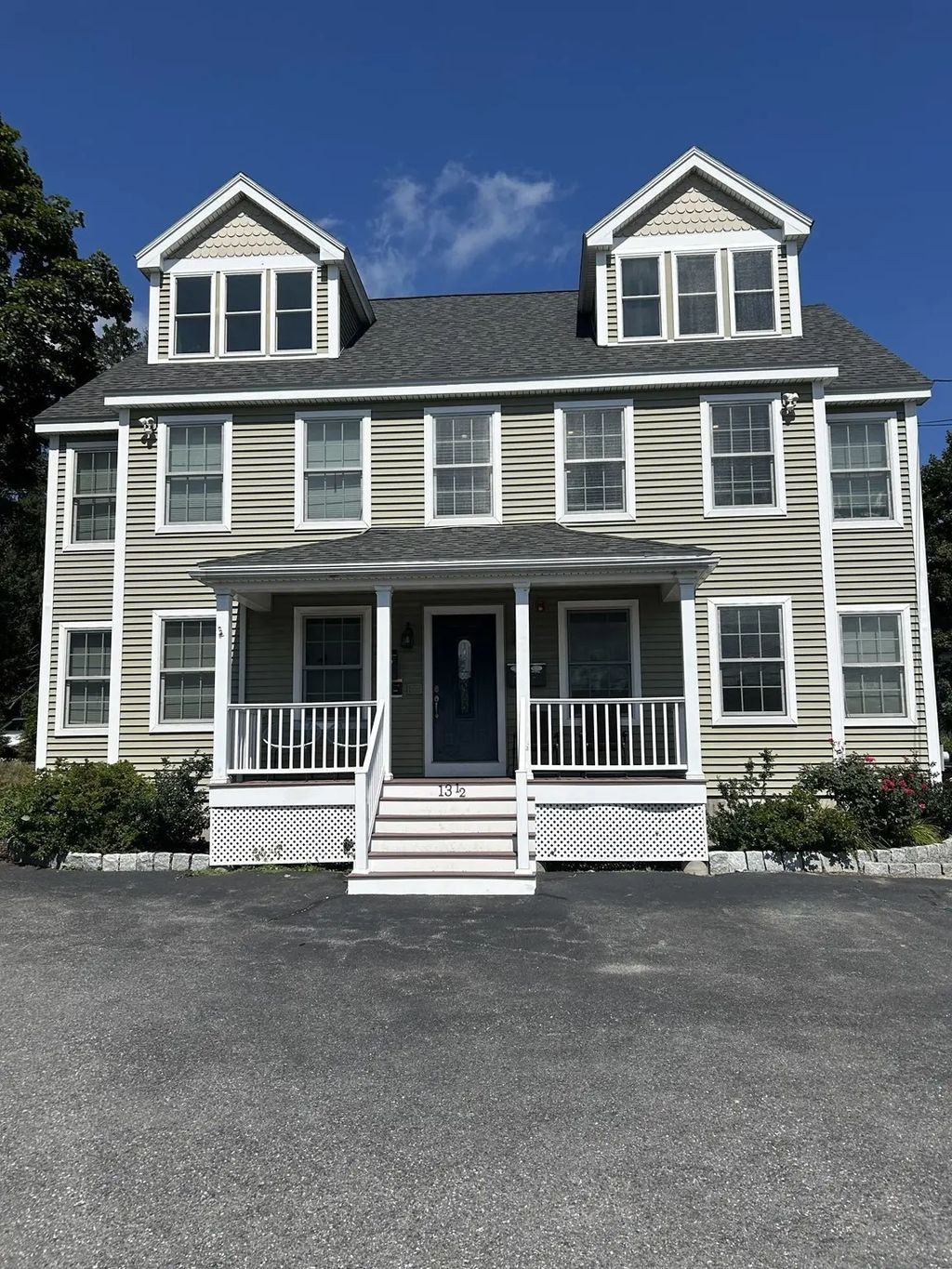 13 1/2 Merrimac St #1, Amesbury