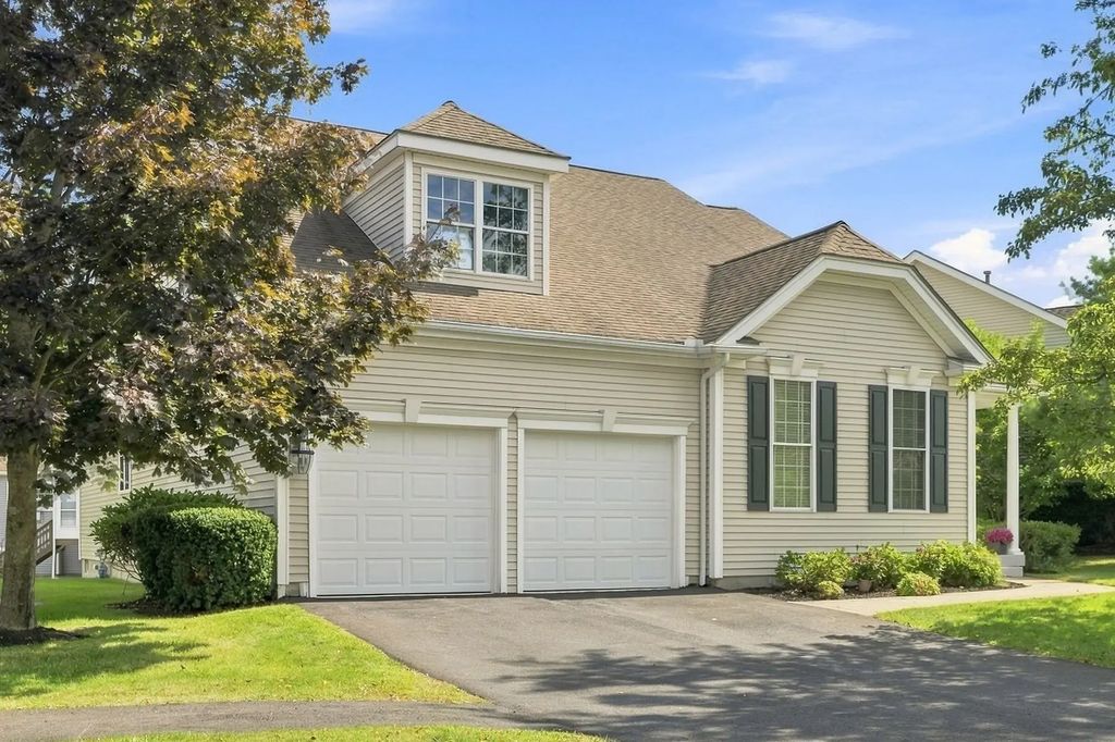 2 Pimpernel Cir #25, Georgetown