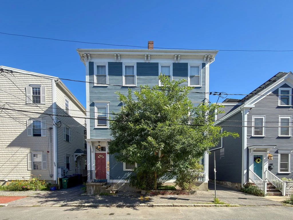 392 Norfolk St #2, Cambridge