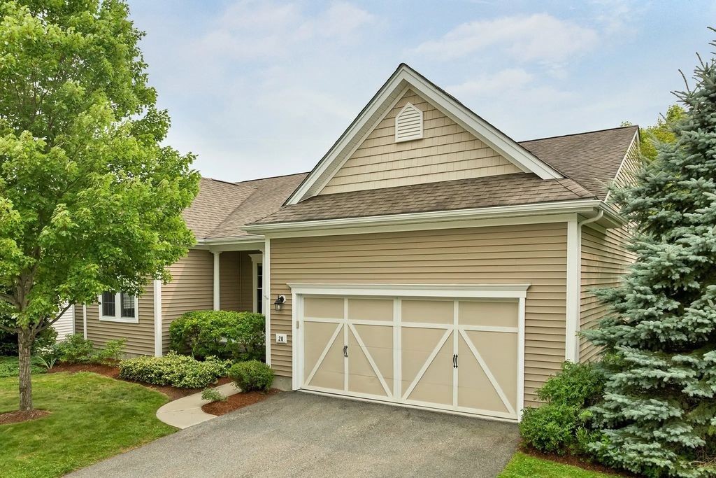 20 Parkland Lane #20, Acton