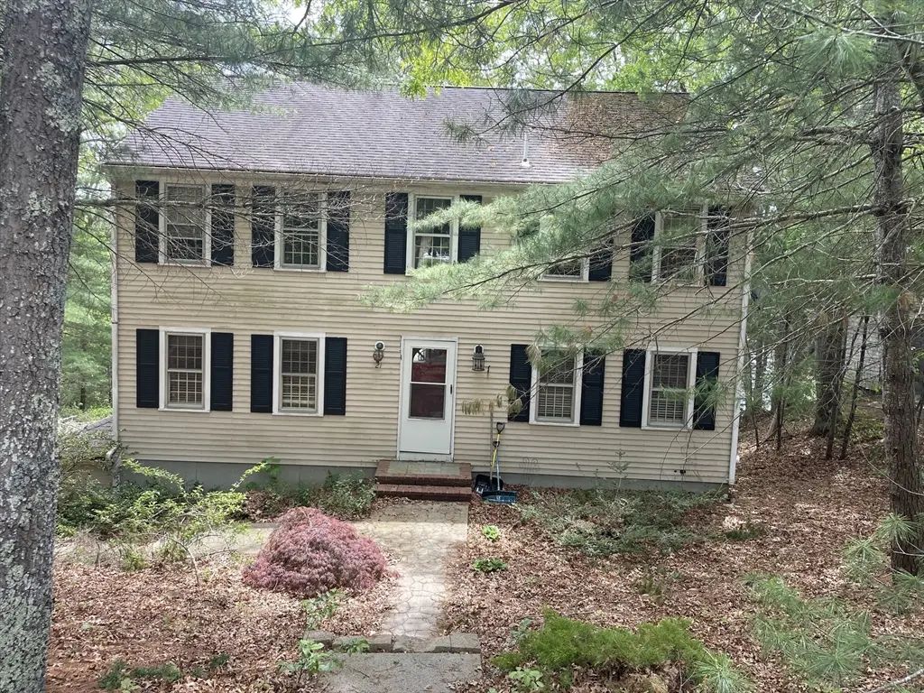 21 Sheridan Drive, Plymouth