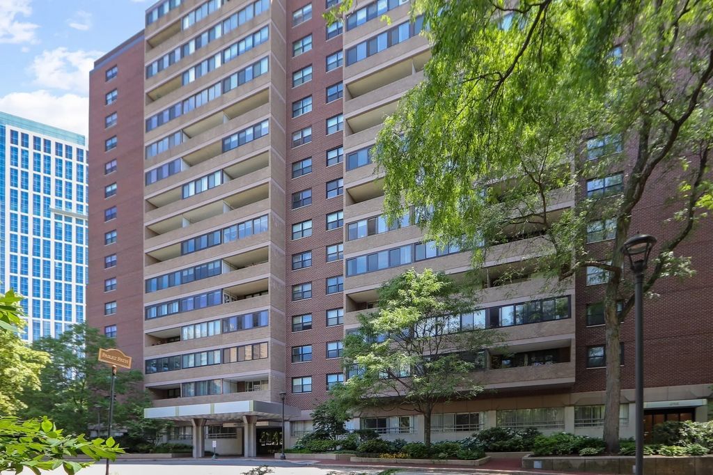 2 Hawthorne Pl #10k, Boston