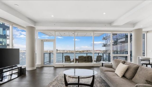 50 Liberty Dr #10k, Boston