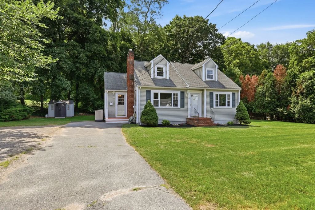 82 Central St., Andover