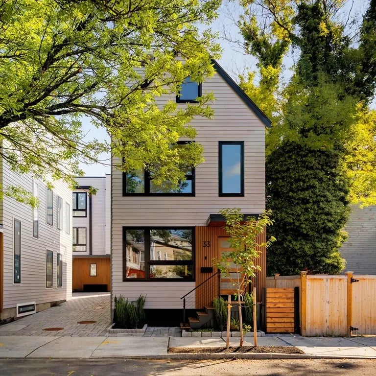 33 Webster Avenue #33, Cambridge