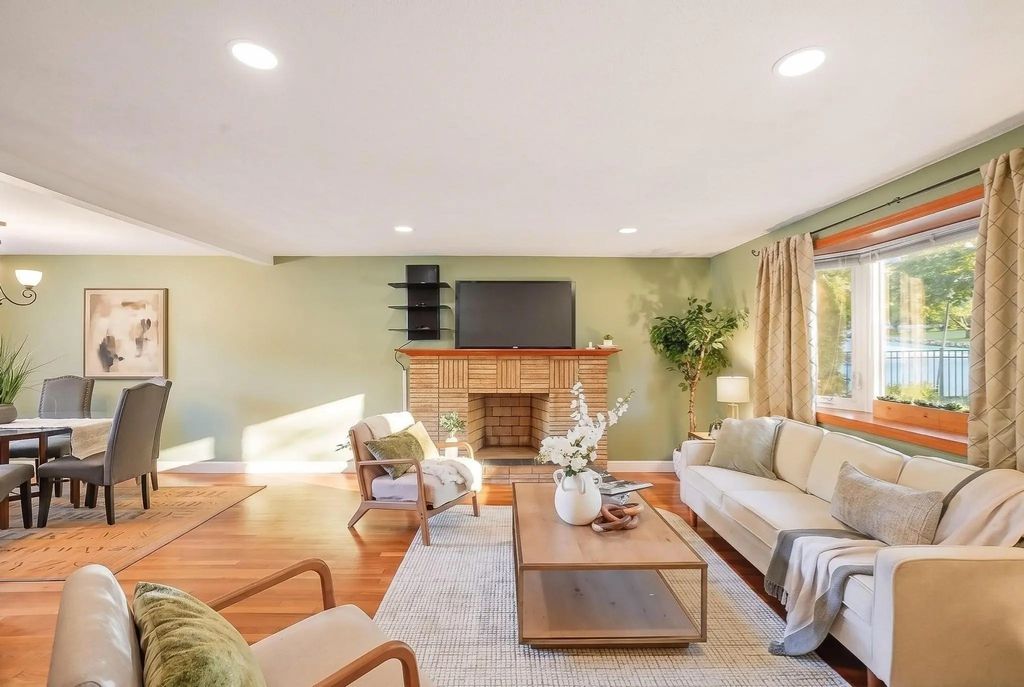 38 Paulson Drive, Burlington