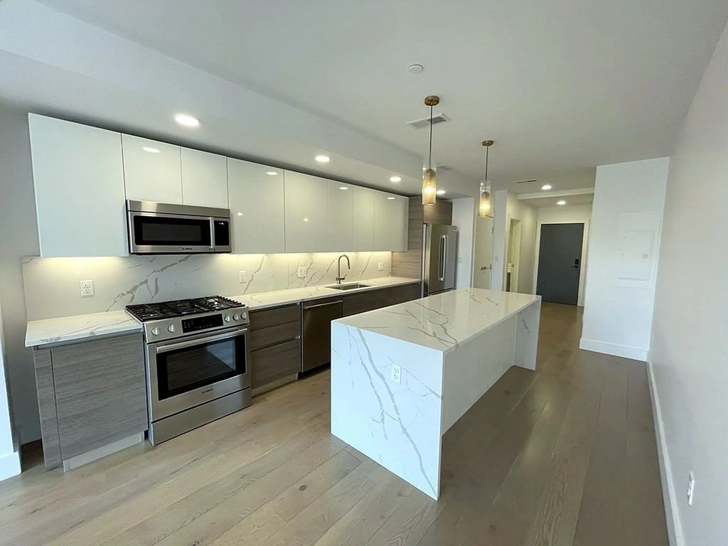 30 Penniman #203, Boston