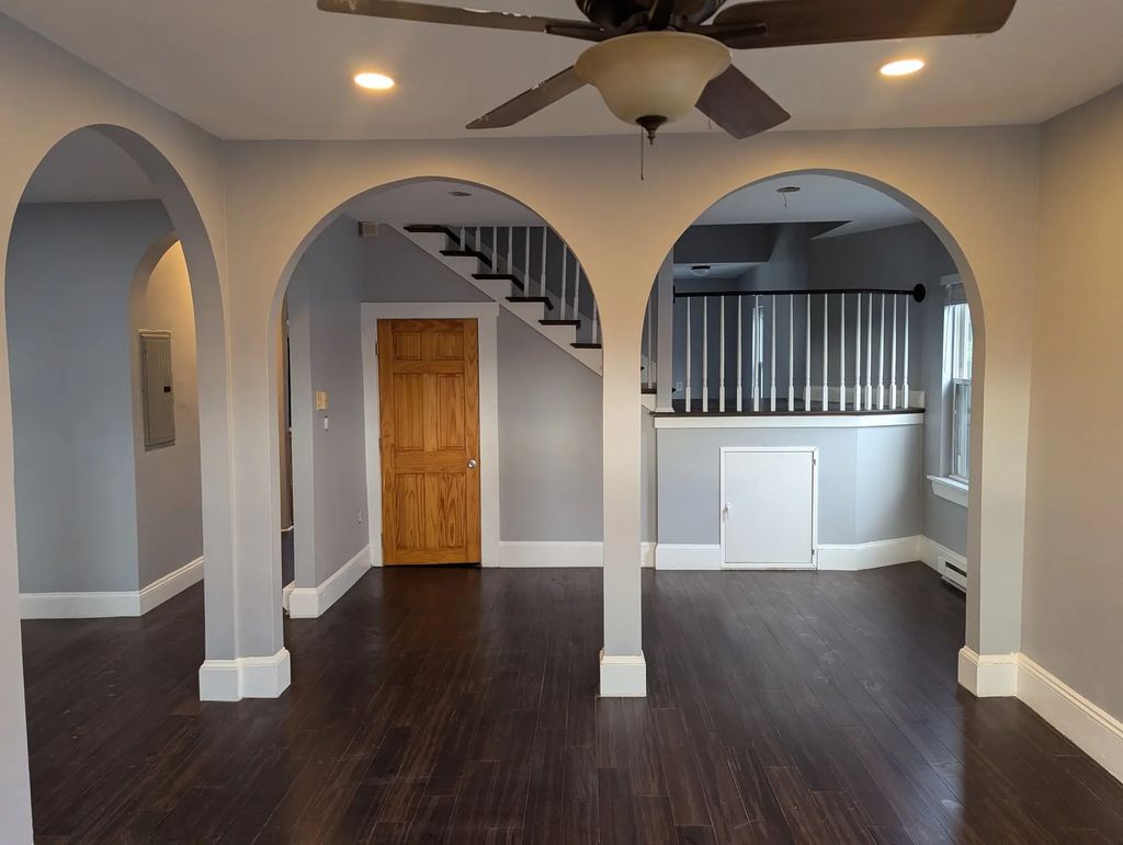 43 Whitfield St #3, Boston