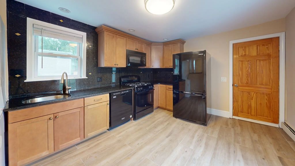 49 Glenwood #2, Somerville