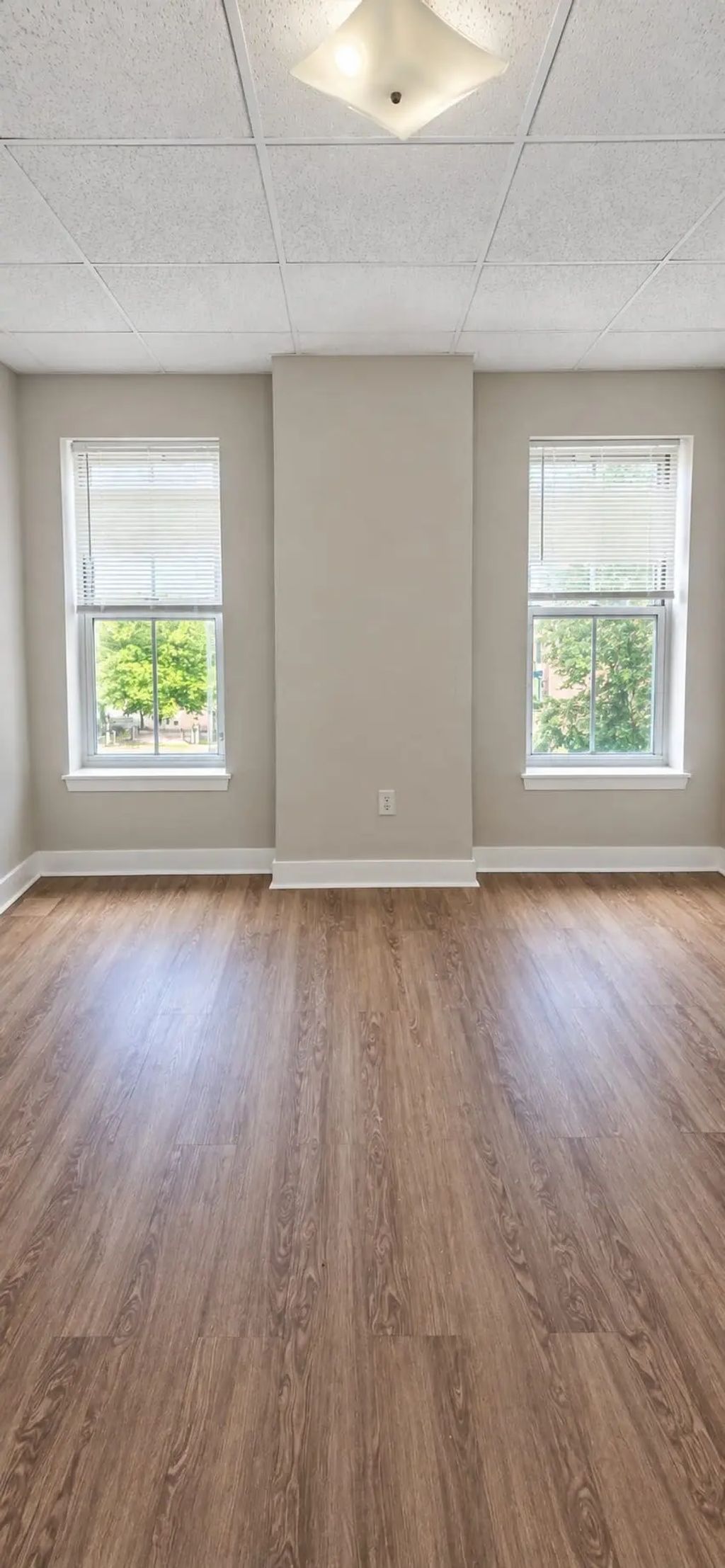 90 Appleton St #11, Lowell