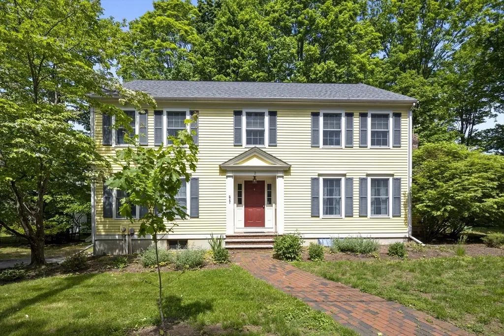 2 Laurel Street, Lexington