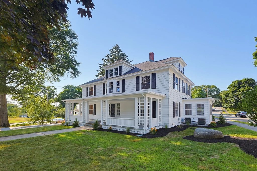 163 Prospect St #163, Wakefield