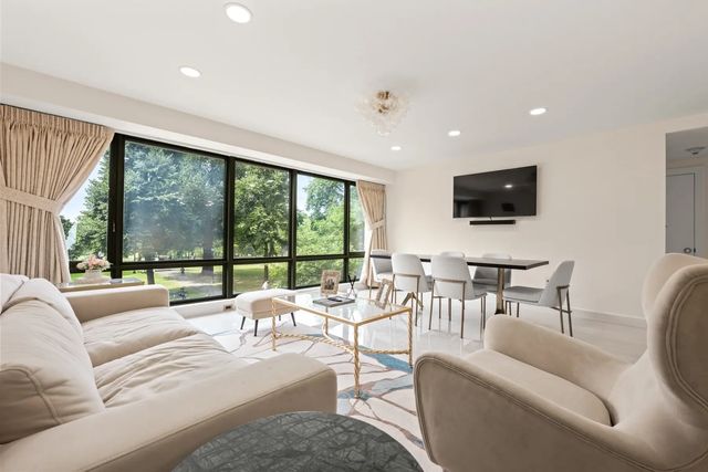 165 Tremont St #302, Boston