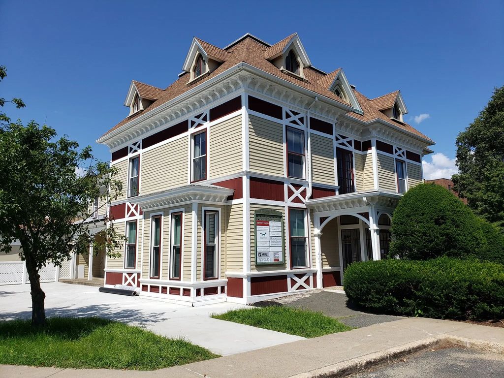 30 Boltwood Walk #2, Amherst