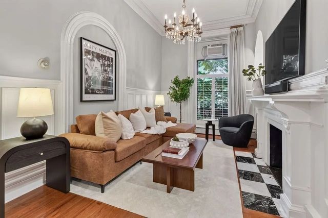 103 Beacon St #1, Boston
