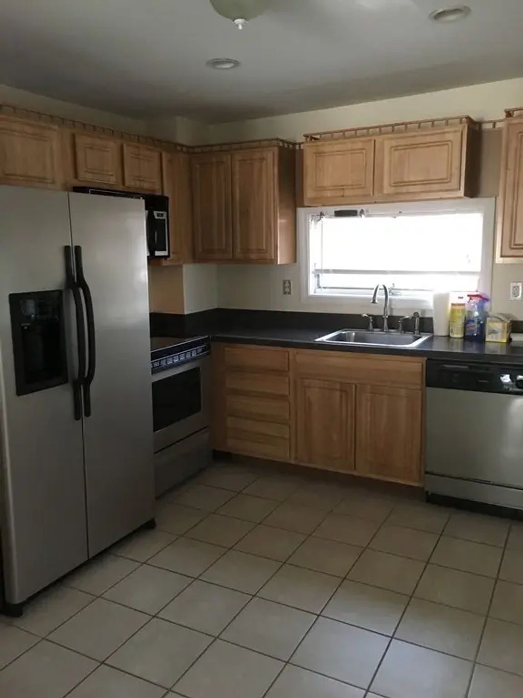 957 Temple St #1, Whitman