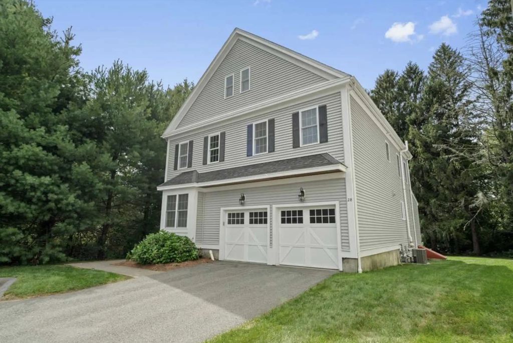 28 Mcintosh Drive, Stow