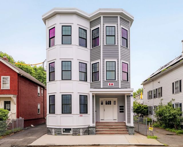 387 Norfolk St #3, Cambridge