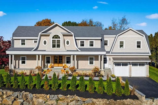 2 Beacon Hill Road, Marblehead