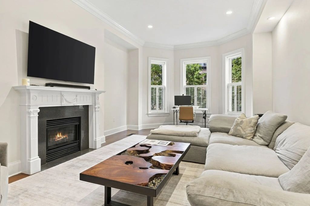 348 Marlborough St #1, Boston